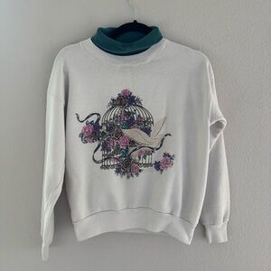 Gopher Sport Vintage White Birdcage Floral Design Turtleneck Sweatshirt Medium
